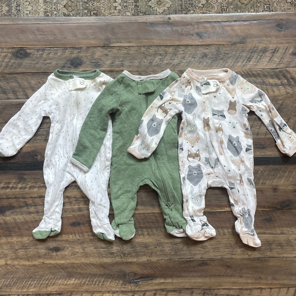 Cloud island footie bundle. Size Newborn.